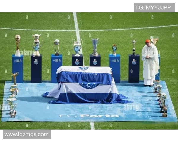 2020年足球界悲痛回忆哪位传奇明星离世引发全球哀悼