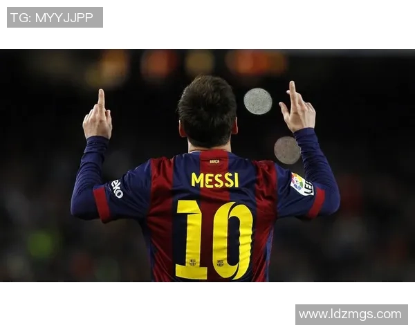 30岁足球明星的辉煌历程与未来展望：从巅峰到新挑战的精彩旅程