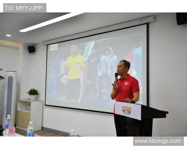 每日说足球：深入解析赛场动态与球员表现的全新视角